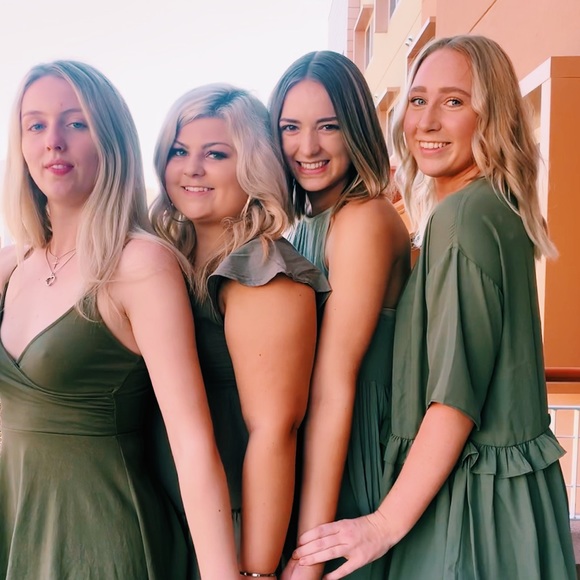 Meet your Posher, Lily - Picture 1 of 1